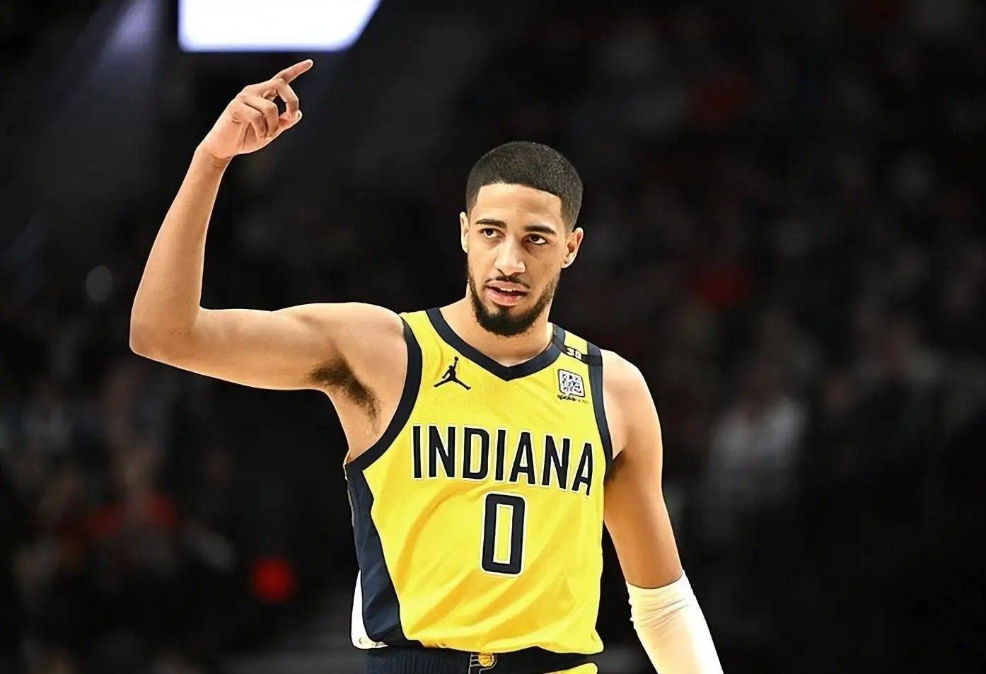 步行者擒子弹,萨博尼斯25分 步行者擒子弹,萨博尼斯25分