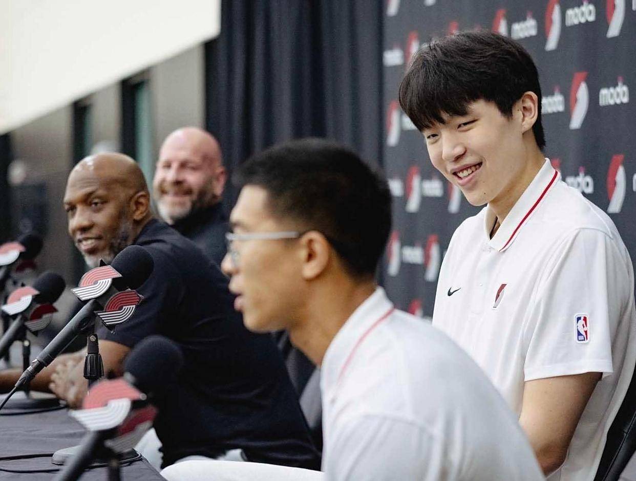 顶尖球员异军突起,篮球技术创新日新月异 顶尖球员异军突起,篮球技术创新日新月异