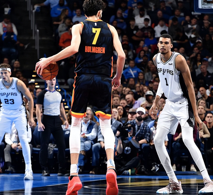 开拓者大胜马刺,展现统治力 开拓者大胜马刺,展现统治力