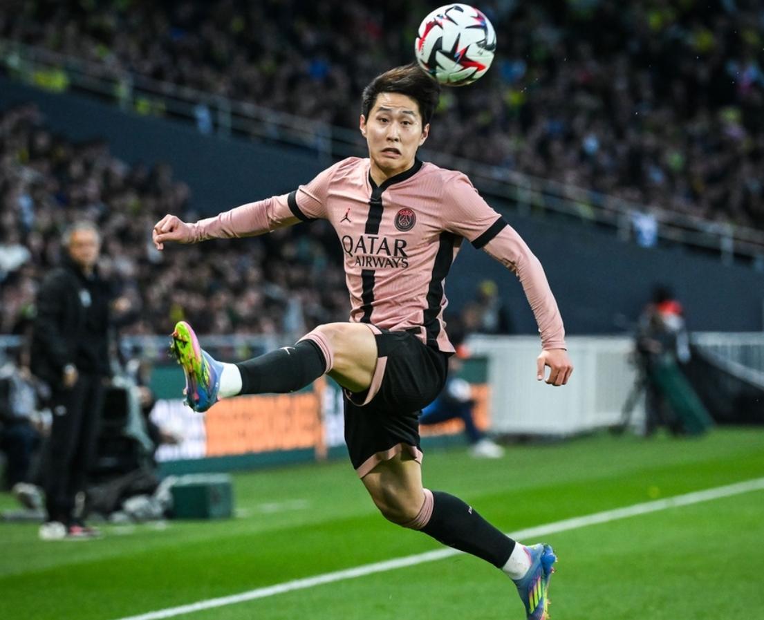 包含巴黎圣日耳曼将迎战南特:胜者将赢得宝贵三分的词条 包含巴黎圣日耳曼将迎战南特:胜者将赢得宝贵三分的词条