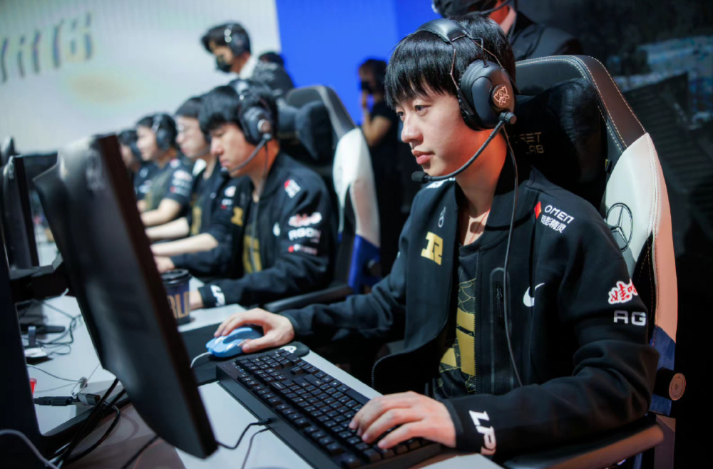 V5碾压DFM,Ruler统治全场 V5碾压DFM,Ruler统治全场