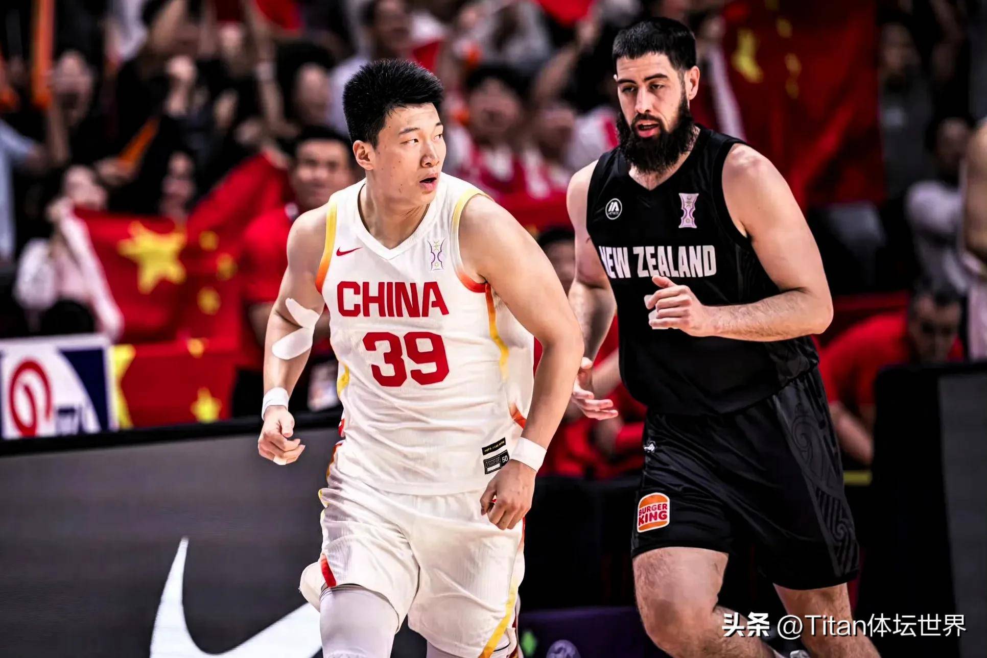 挺进终极，运动员冲刺胜利迎接挑战