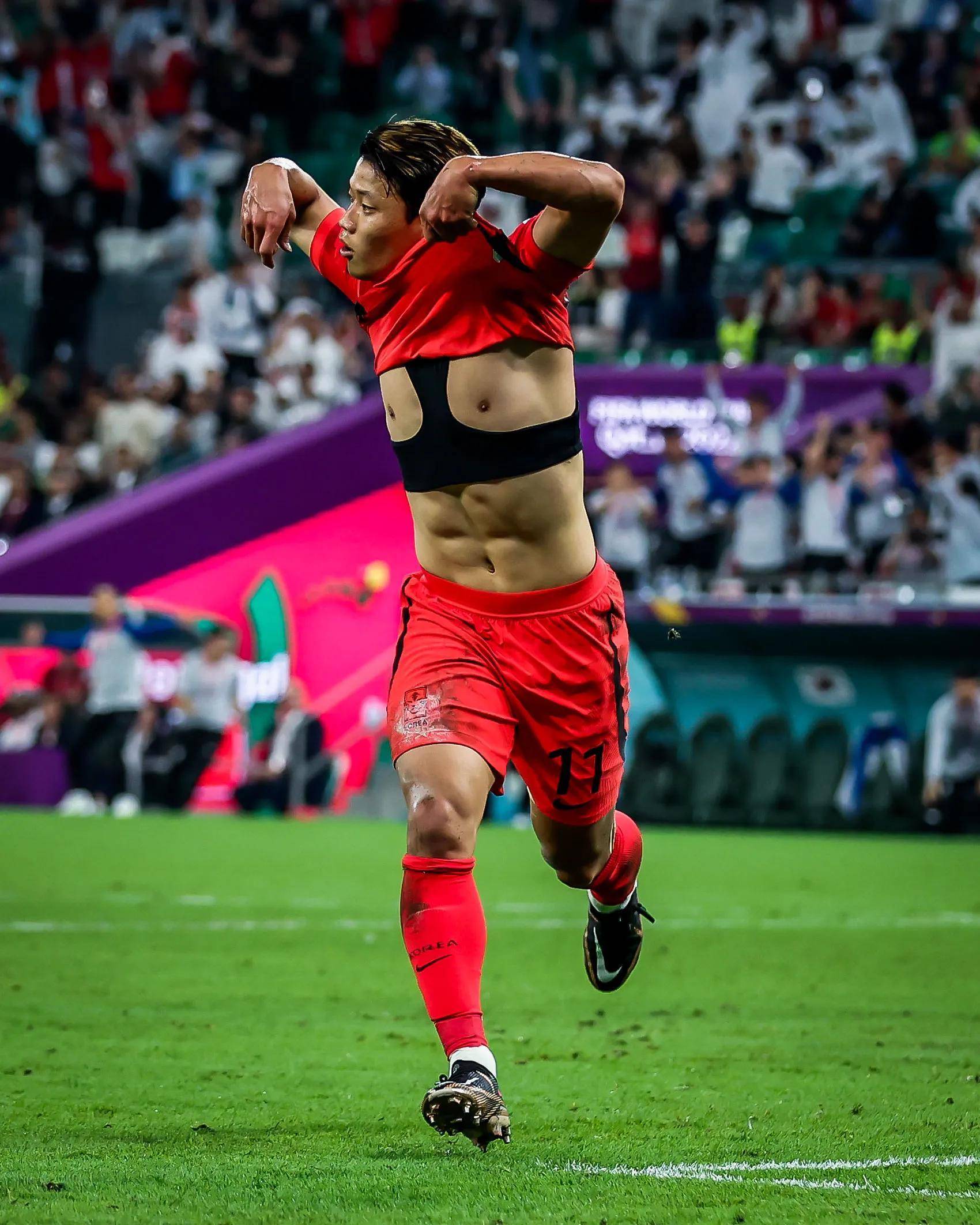 乐鱼官网-斯洛伐克队奋力拼搏，取得胜利晋级