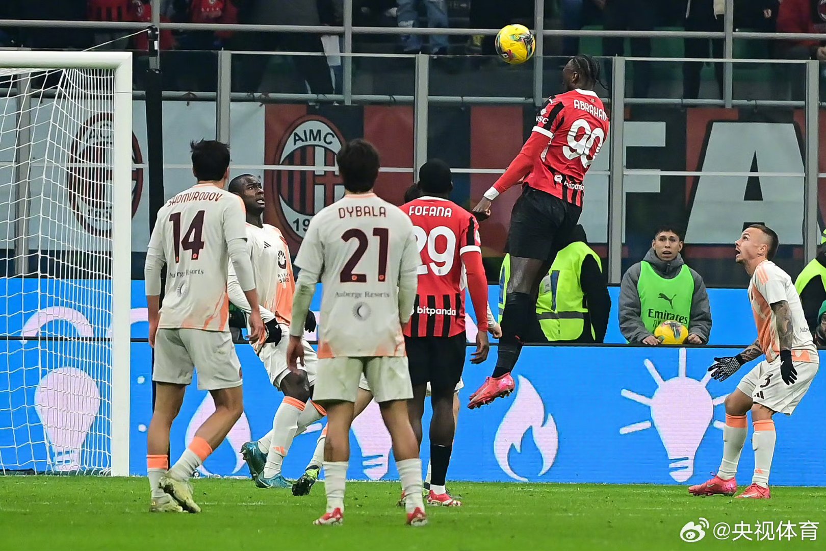 包含荷兰绝杀AC米兰，阿圭罗关键制胜的词条